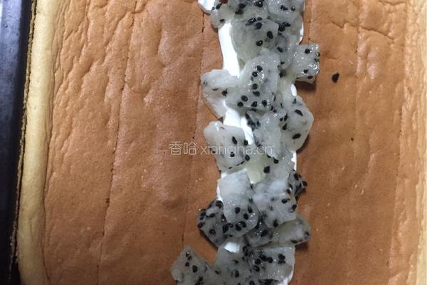 燕窝果蛋糕卷的做法图解12