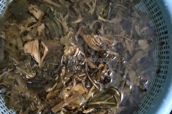 梅菜扣肉的做法图解2