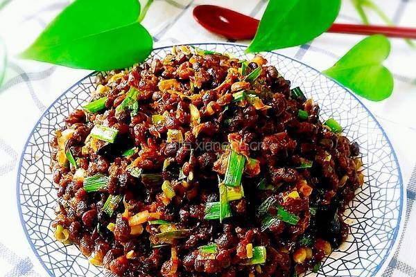 蒜苗炒豆豉的做法图解9
