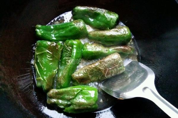 虎皮青椒的做法图解7