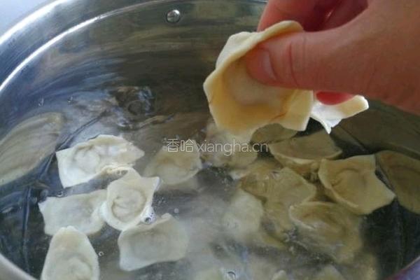 酸辣馄饨的做法图解7
