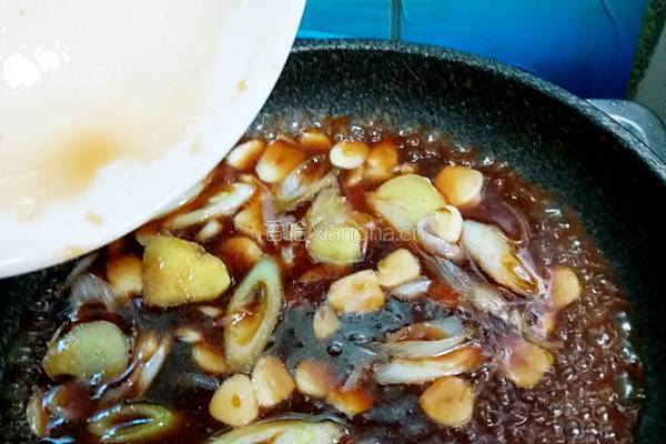 酱烧黄鱼豆腐的做法图解12