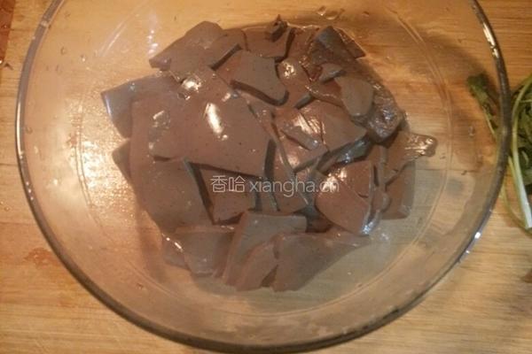 香辣鸭血的做法图解3