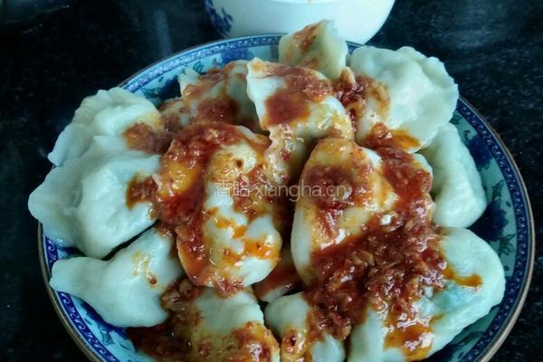 韭菜鸡蛋饺子的做法图解8