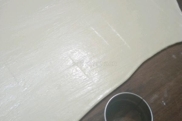 陕西迷你蝴蝶荷叶饼的做法图解3