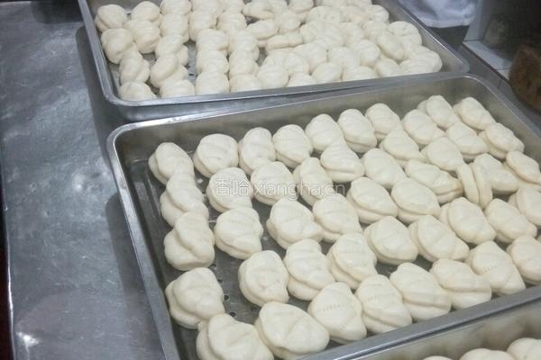 陕西迷你蝴蝶荷叶饼的做法图解7