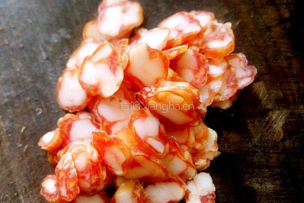 腊肠鸡蛋炒饭的做法图解3