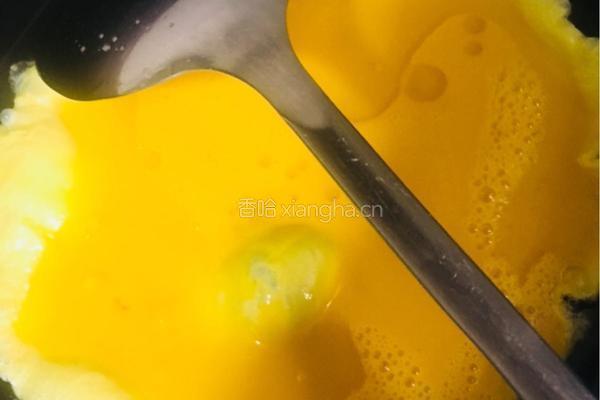 青蒜彩椒炒鸡蛋的做法图解5