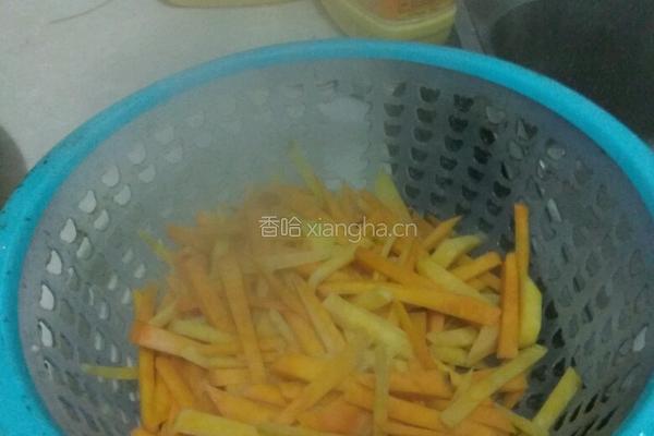 炒番薯条的做法图解3