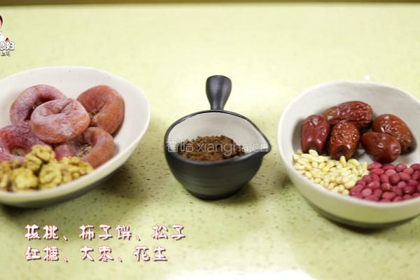 水晶果补血汤的做法图解1