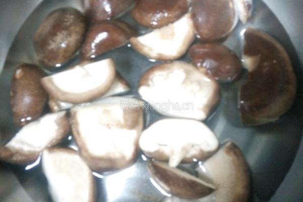 鸡腿肉蘑菇土豆的做法图解4