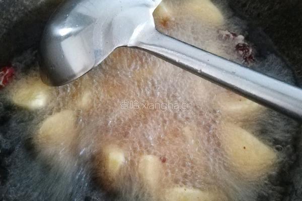 拔丝苹果的做法图解3