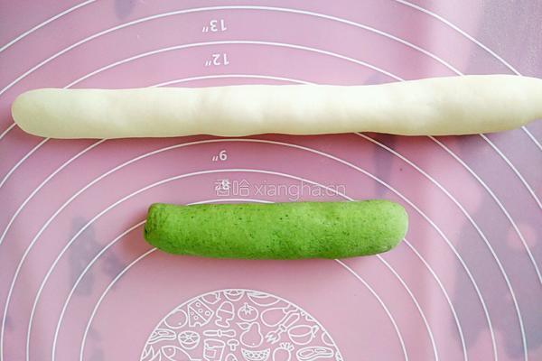 胡萝卜肉馅翡翠饺子的做法图解13