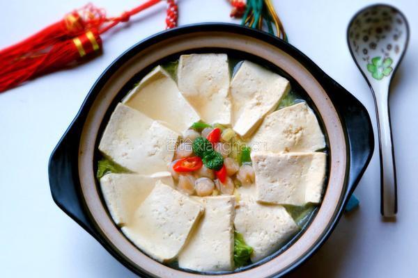 瑶柱沁白菜豆腐的做法图解9
