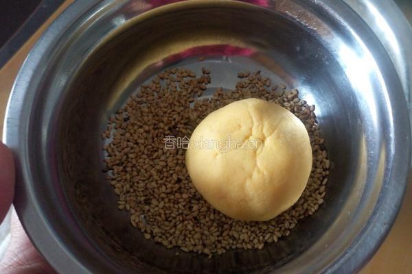 奶香豆沙南瓜饼的做法图解7