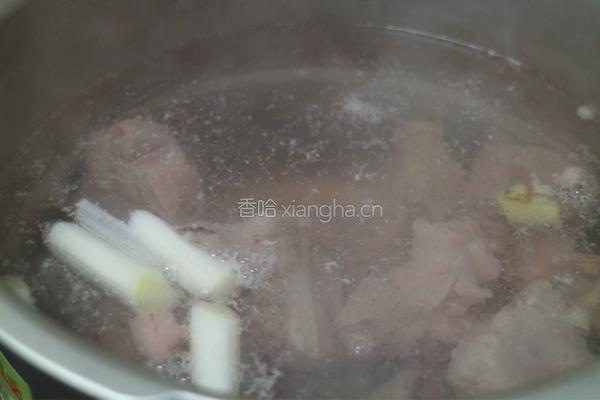 糖醋排骨的做法图解2