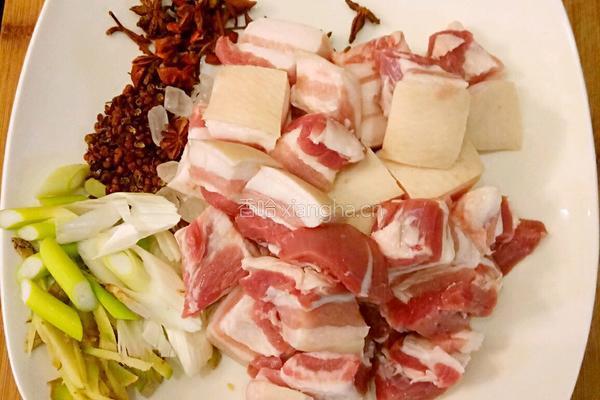 鲁菜大师蒋秘制酱红肉的做法图解2