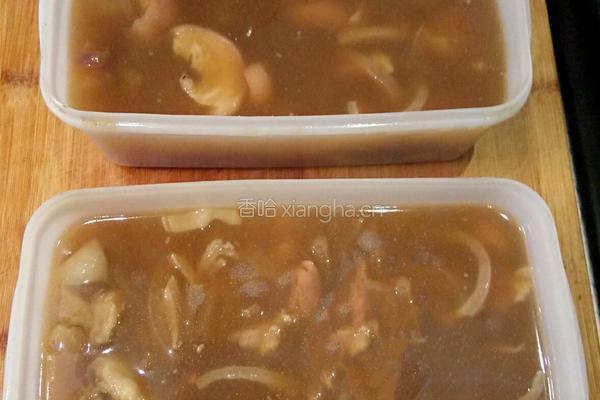 鲁菜大师蒋家菜秘制肉皮冻的做法图解6