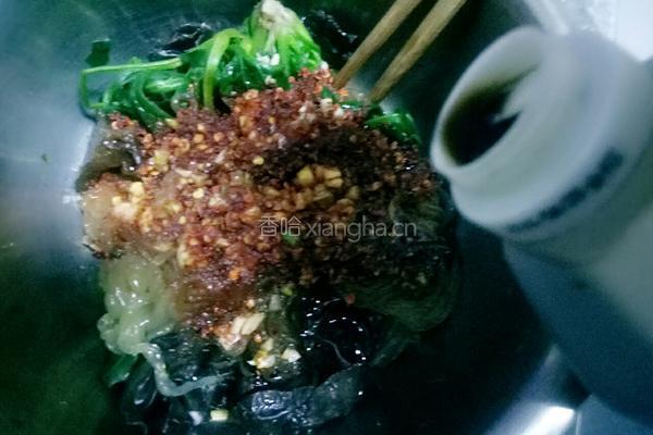 凉拌菠菜粉条黑木耳的做法图解14