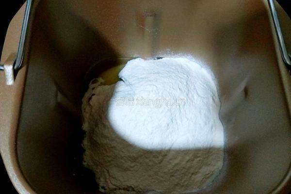 自制培根大虾披萨的做法图解6