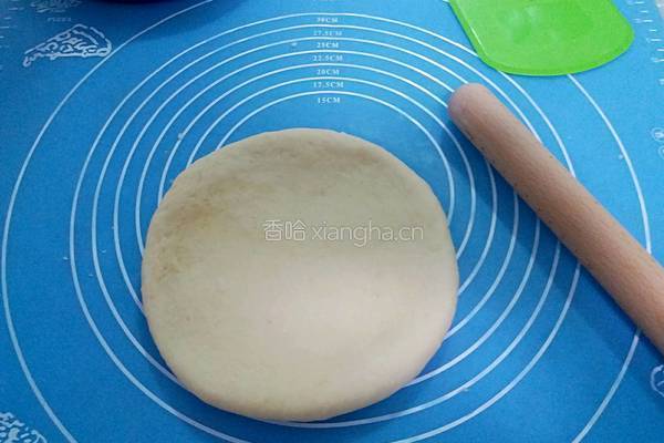 自制培根大虾披萨的做法图解14
