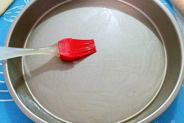 自制培根大虾披萨的做法图解16