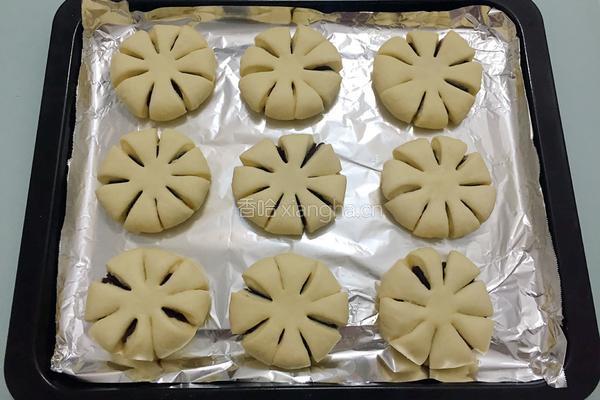 豆沙花式面包的做法图解16