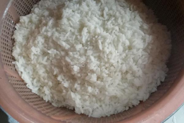 土豆猪肉闷饭的做法图解5