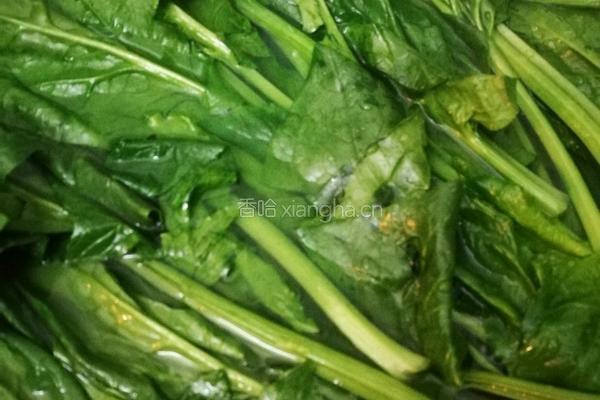 菠菜炒肉片的做法图解2