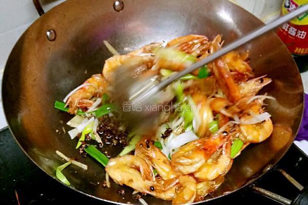 鲁菜大师蒋家菜香酥蔴虾的做法图解4