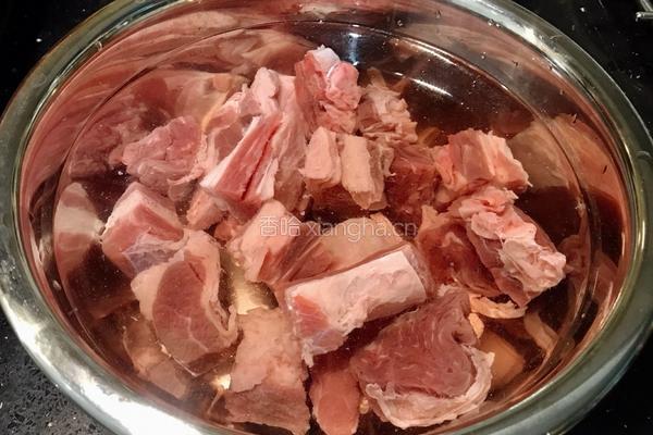 咖喱牛肉的做法图解1
