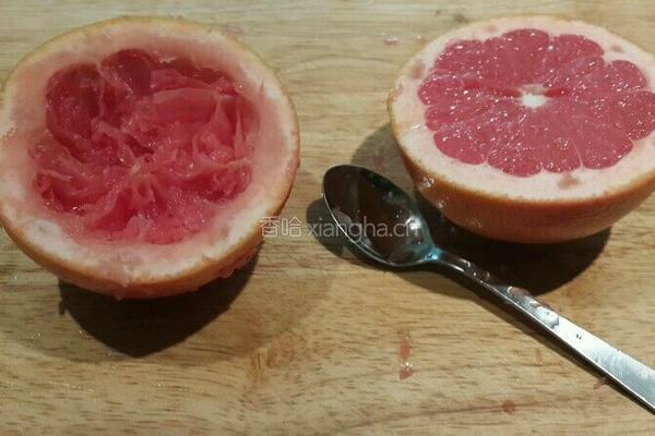西柚蜜虾球的做法图解1