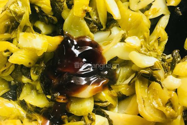 酸菜小炒肉的做法图解6