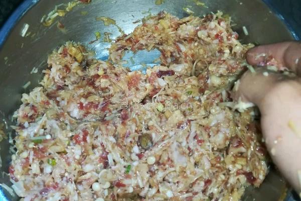 金针菇猪肉馄饨的做法图解6