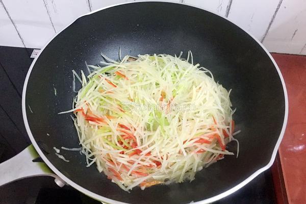 双椒土豆丝的做法图解8