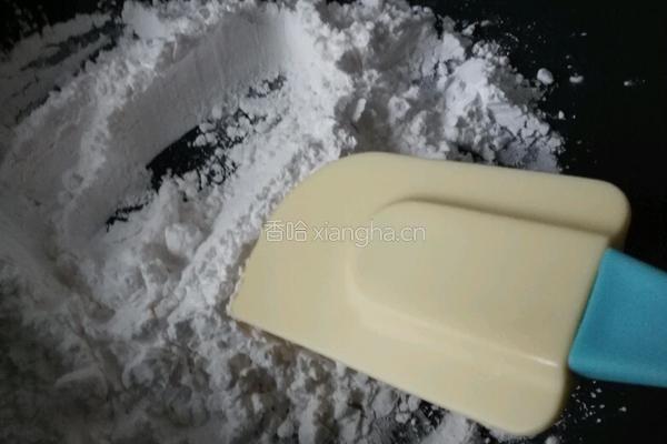 糖霜花生的做法图解2