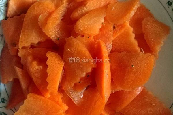 西兰花清炒胡萝卜的做法图解3