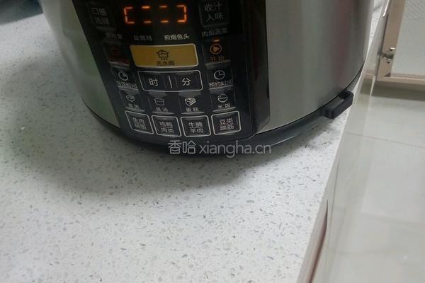 土豆豆角炖排骨的做法图解3