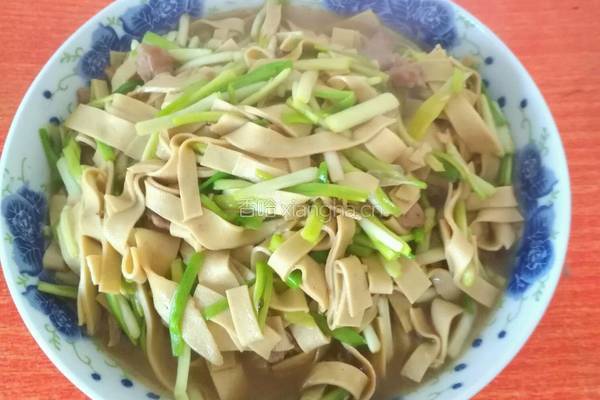 干豆腐炒蒜苗的做法图解7