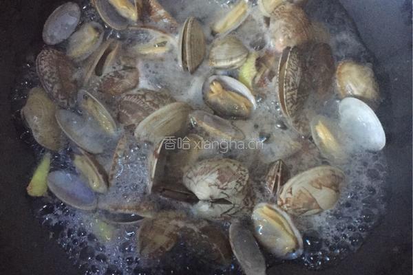 葱油花蛤的做法图解2