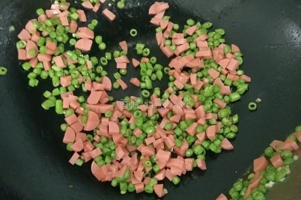 黄金蛋炒饭的做法图解5
