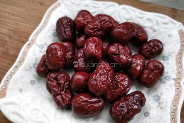 红梨荸荠汤的做法图解4