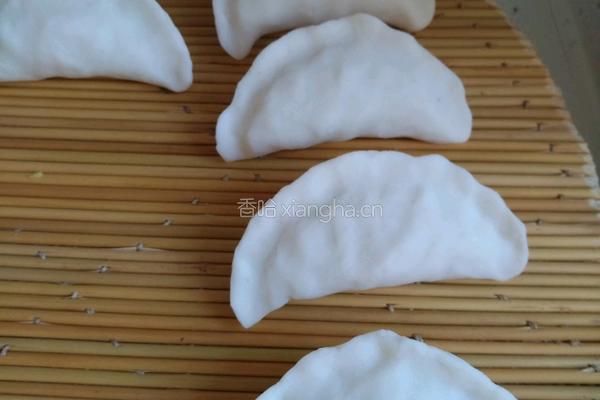 朝鲜族大米面饺子的做法图解5