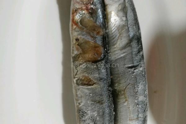 柠檬秋刀鱼的做法图解2