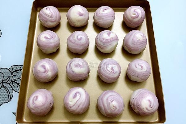 紫薯蛋黄酥的做法图解28