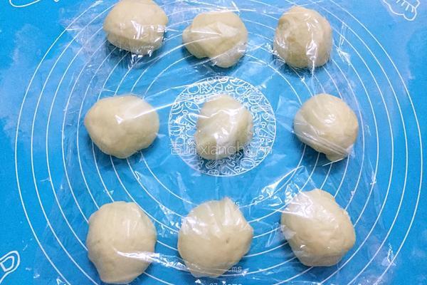 椰蓉花式面包的做法图解9