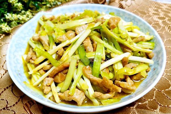 韭黄炒肉丝的做法图解8