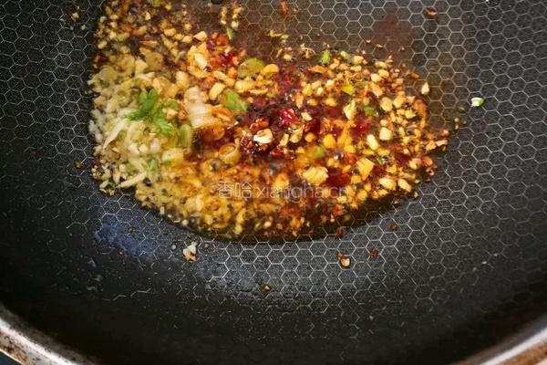 杭椒爆炒墨鱼段的做法图解2