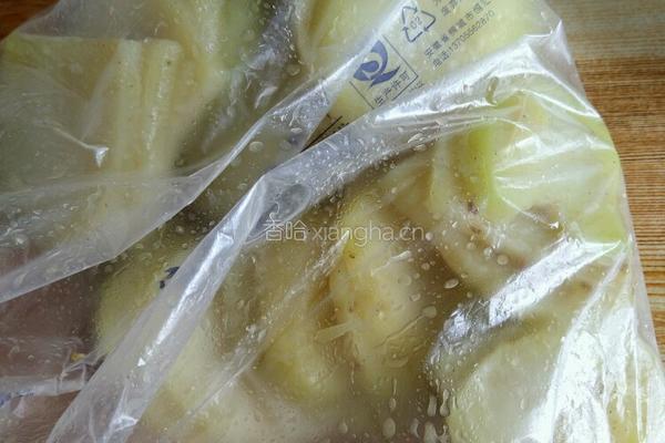 肉沫土豆泥的做法图解2