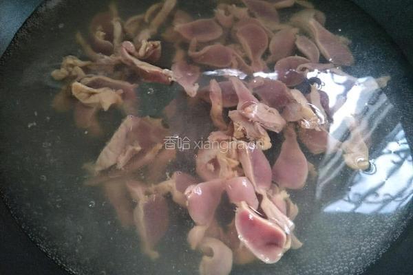 青笋炒鸡胗的做法图解4